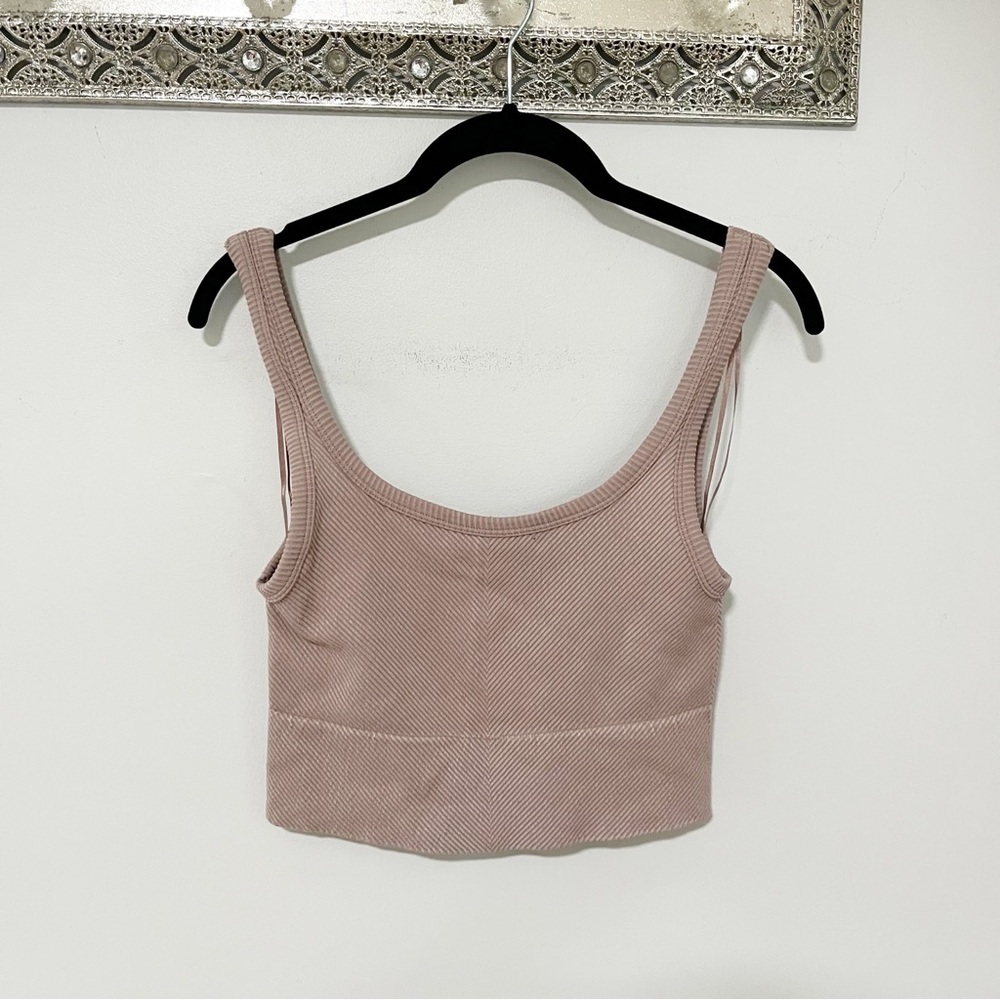 NWOT Hippie Rose Ribbed Pink Crop Top Bra Medium